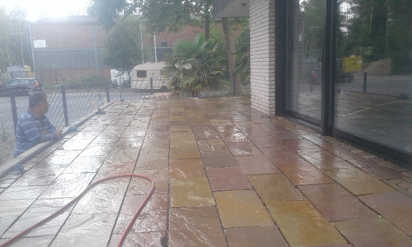  Terrasse über Eck